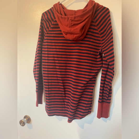 Eddie Bauer hooded top red and navy striped - Picture 3 of 5